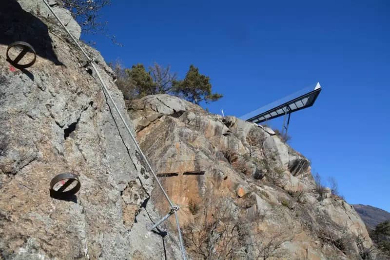Ferrata Knott
