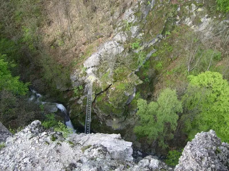 via ferrata Ferrata Rocca dei Corvi