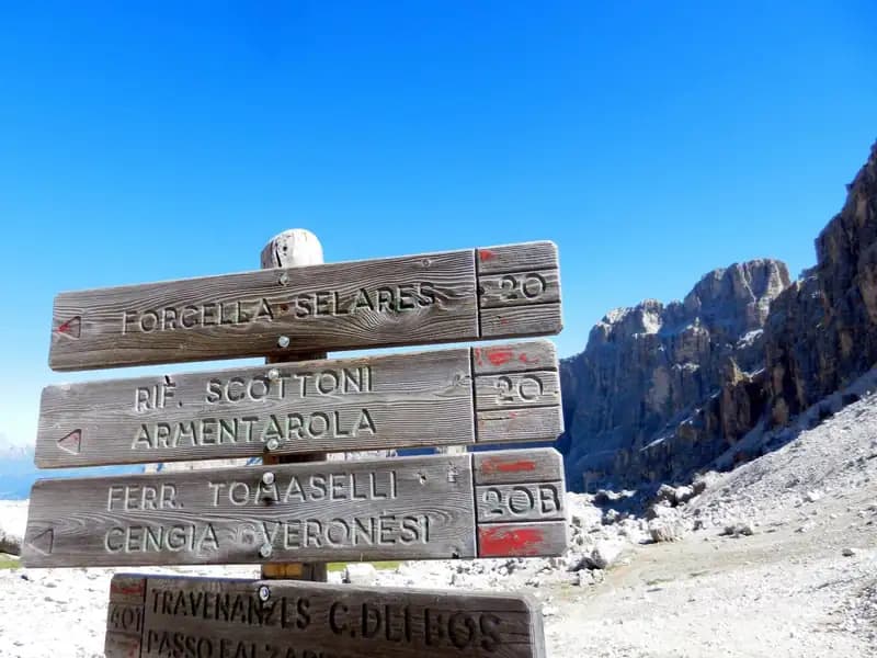 via ferrata Sentiero Attrezzato della Cengia Veronesi