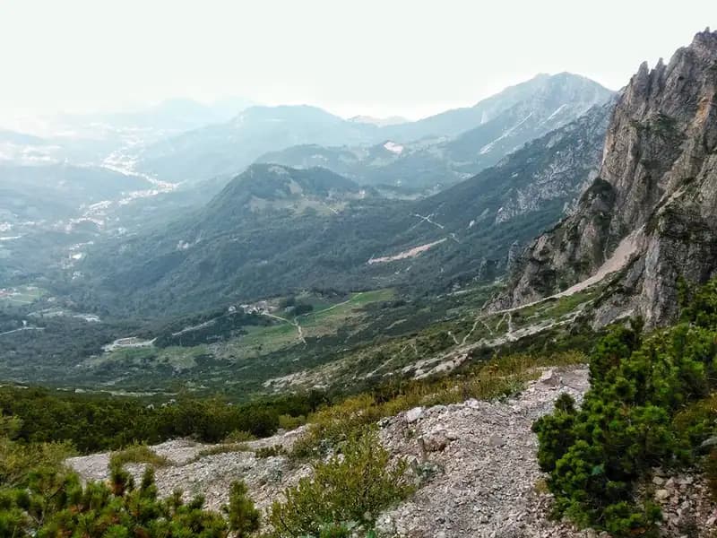 via ferrata Ferrata del Vajo Scuro