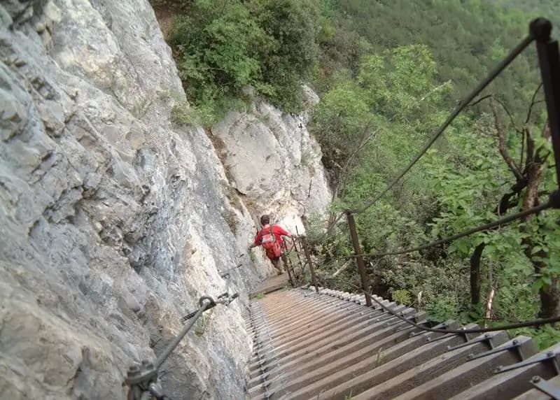 via ferrata Sentiero Attrezzato delle Cavre